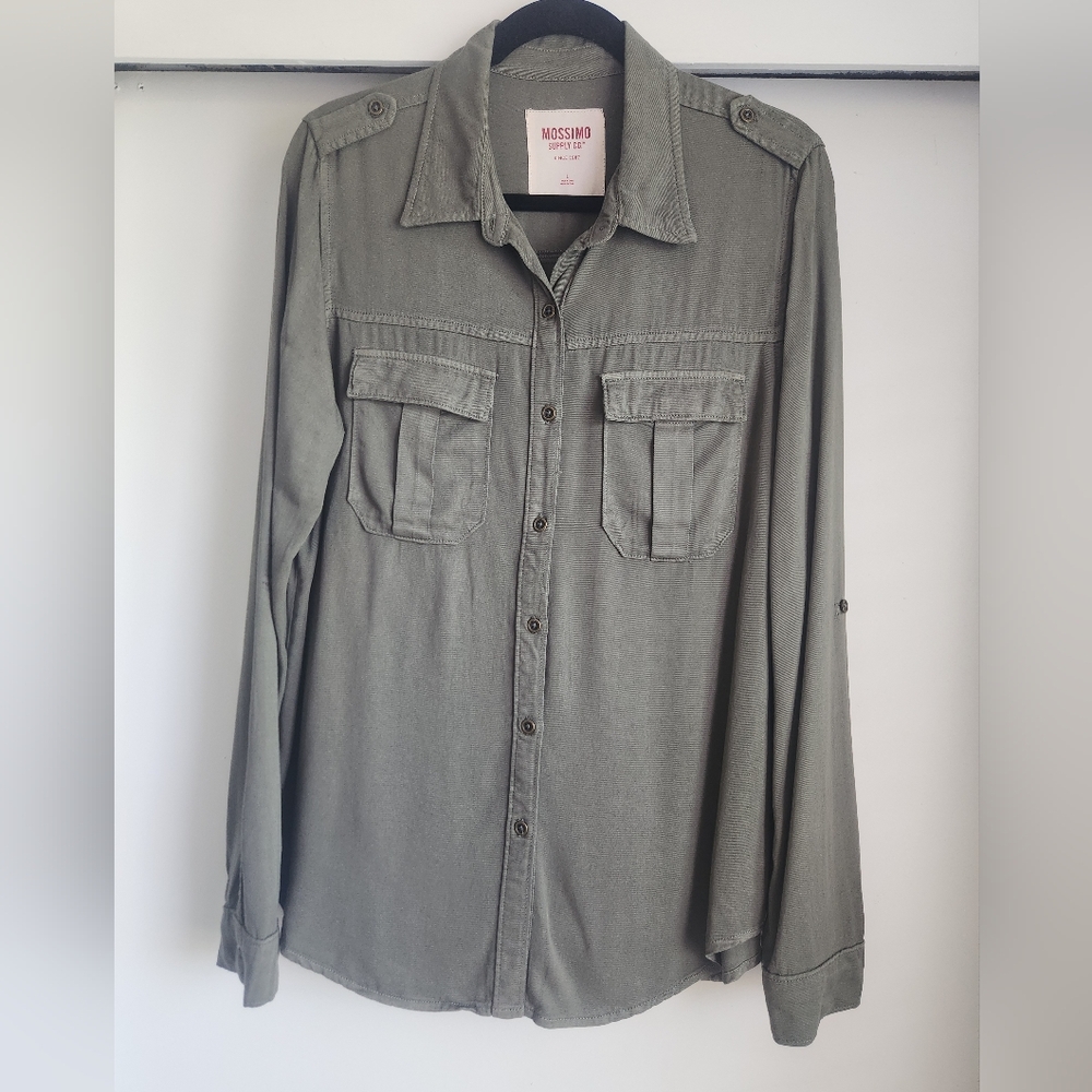 Mossimo Supply Co Olive Green Utility Button-Up Shirt Womans Size Large